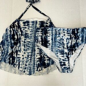 Time and Tru Two Piece blue tie dye Swim Suit 1X (16W-18W)